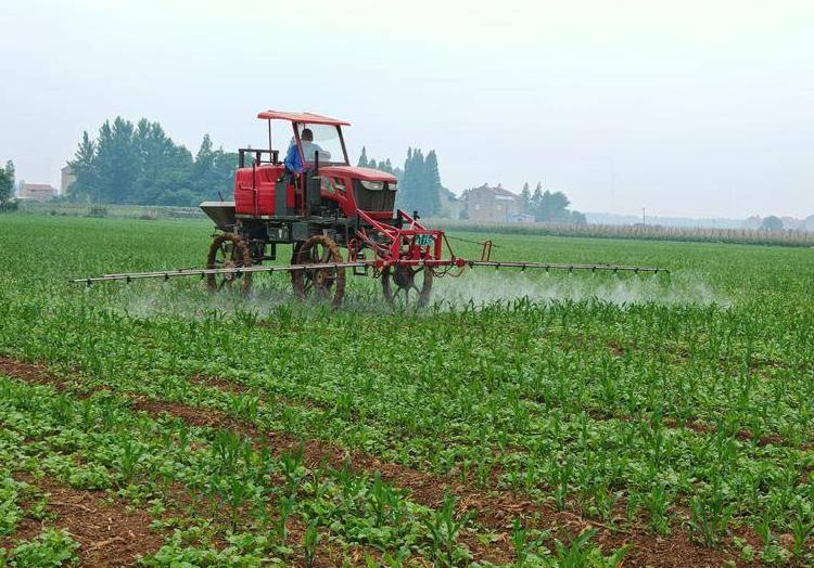 施肥打藥一體機(jī)